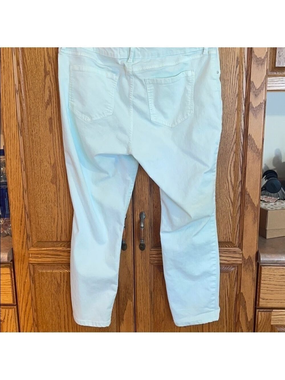 Brody Jeans Easy High Rise Crops. - Picture 2 of 3
